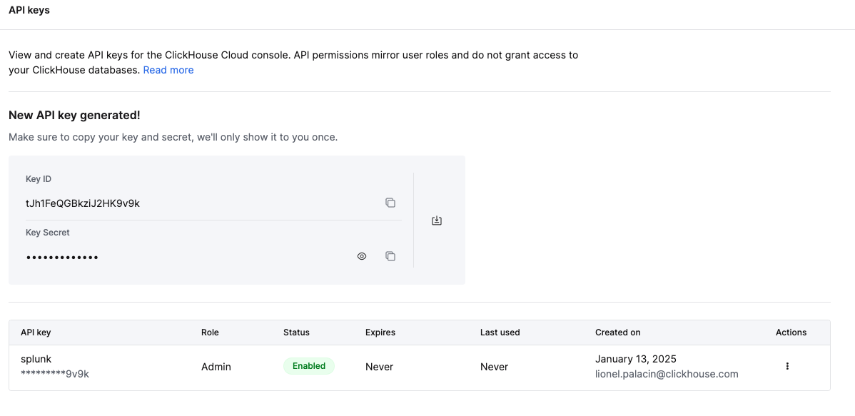 Консоль ClickHouse Cloud с отображаемыми сгенерированными API Key и секретом, которые необходимо сохранить